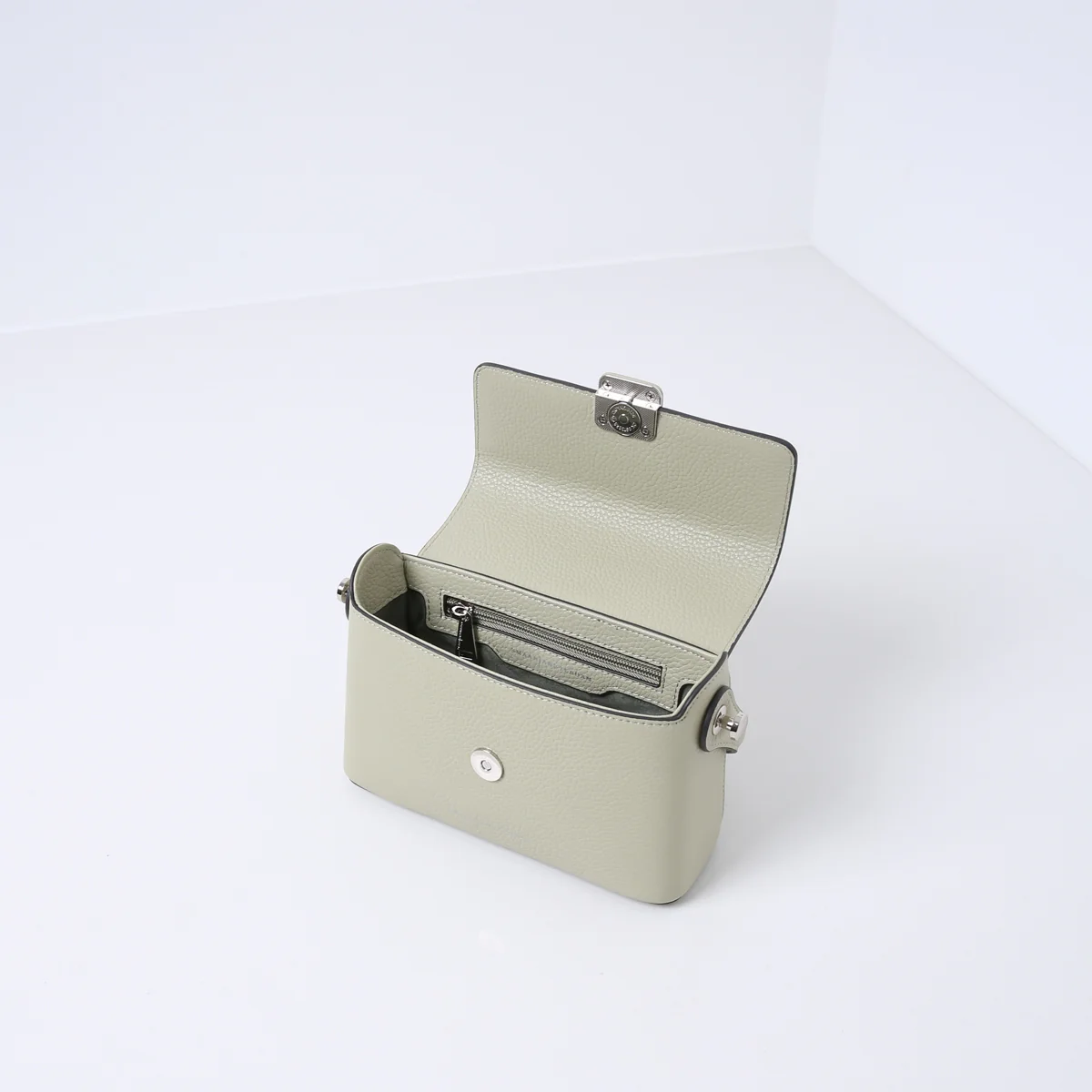 ALAN | OLIVE - Image 5