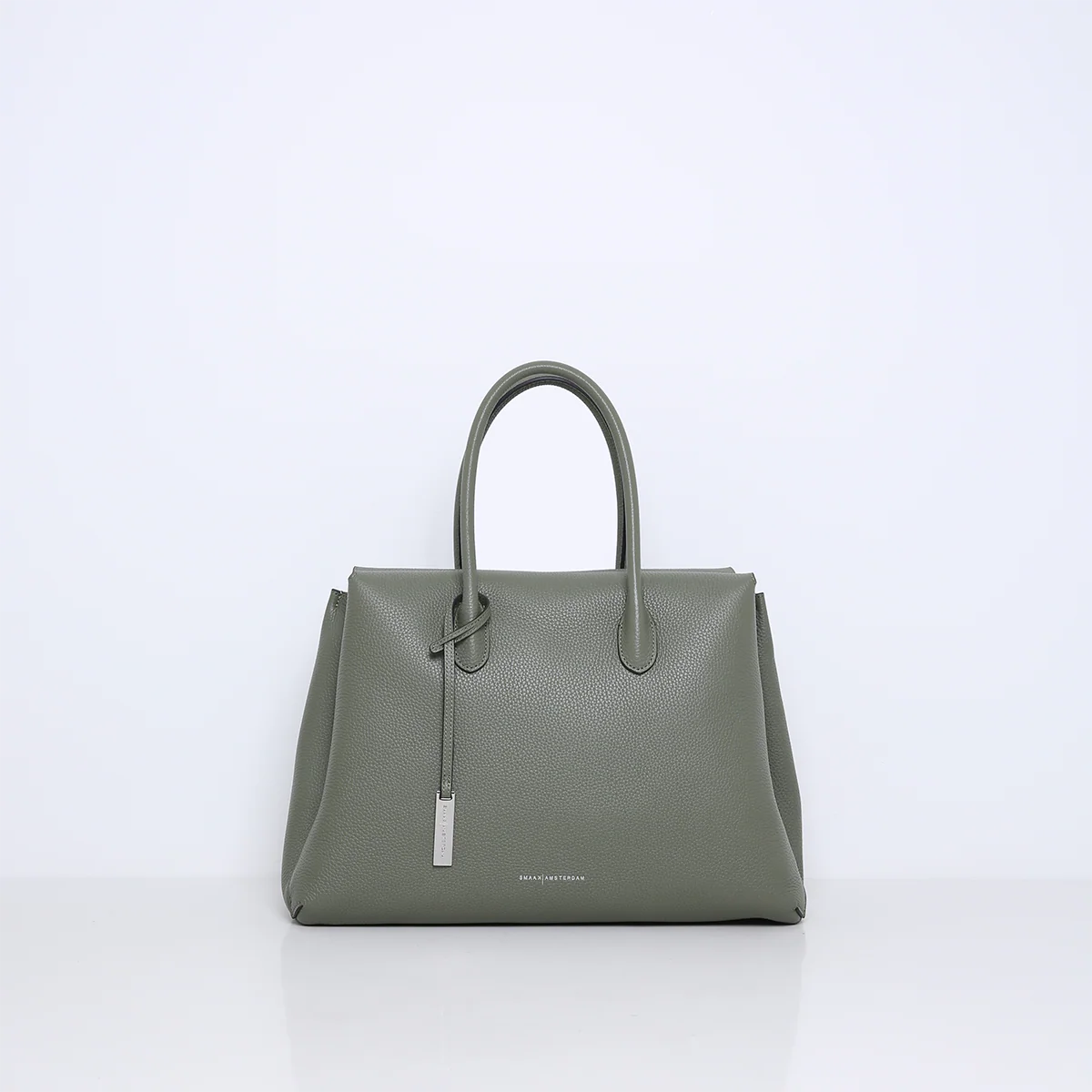 BETTE | PINE - Image 6