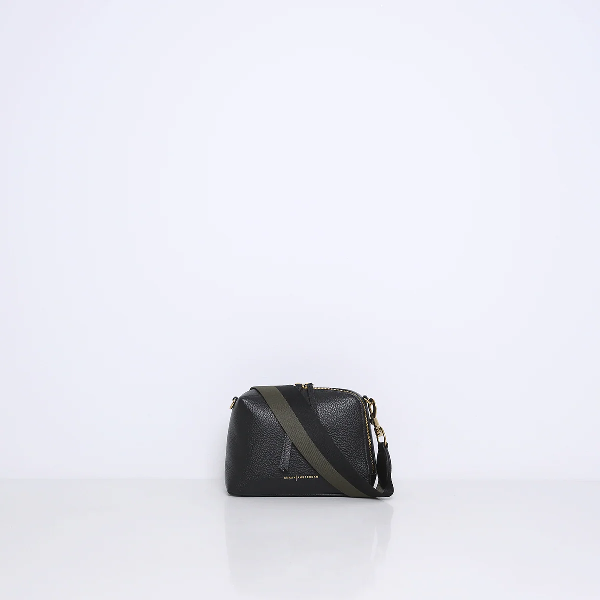 BLAKE | BLACK