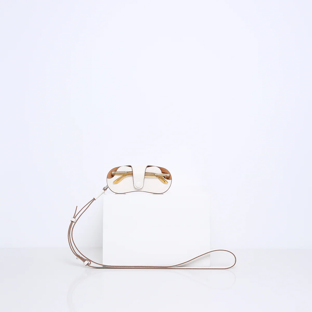 CASEY | CREAM