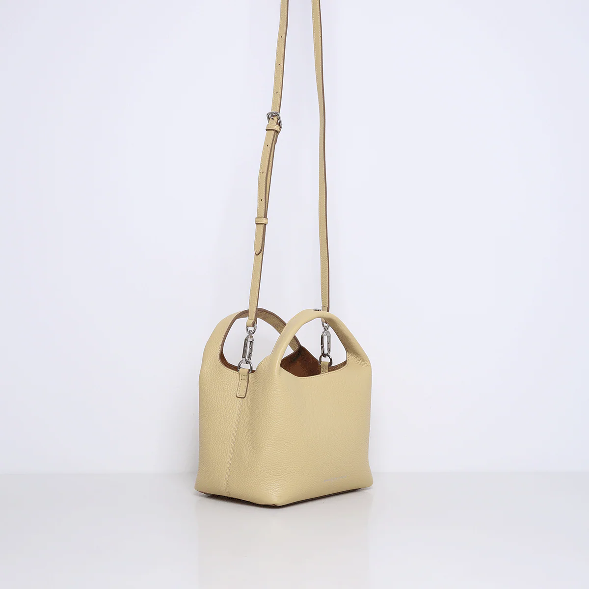 DAISY | BUTTER - Image 4