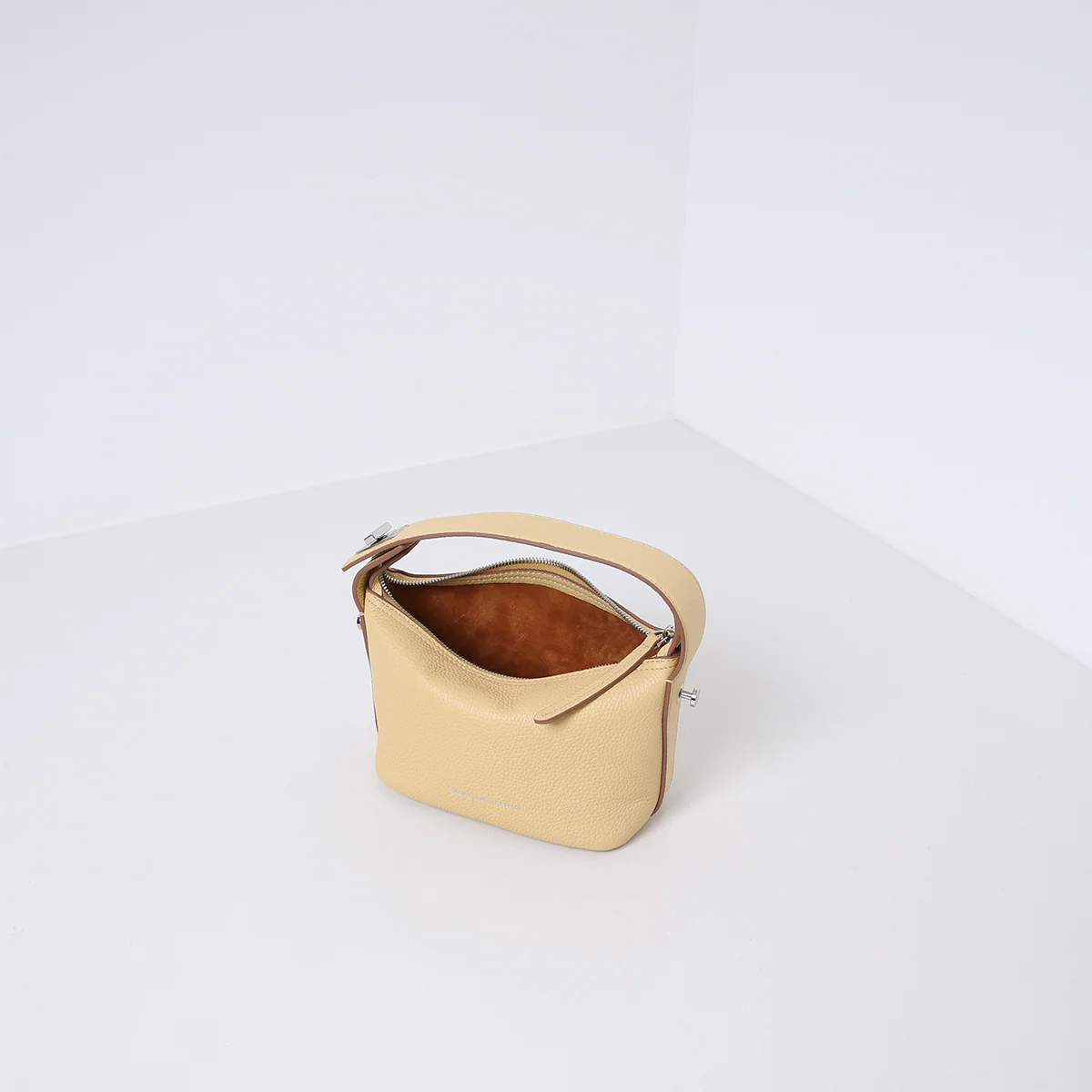 DENIZ | BUTTER - Image 5
