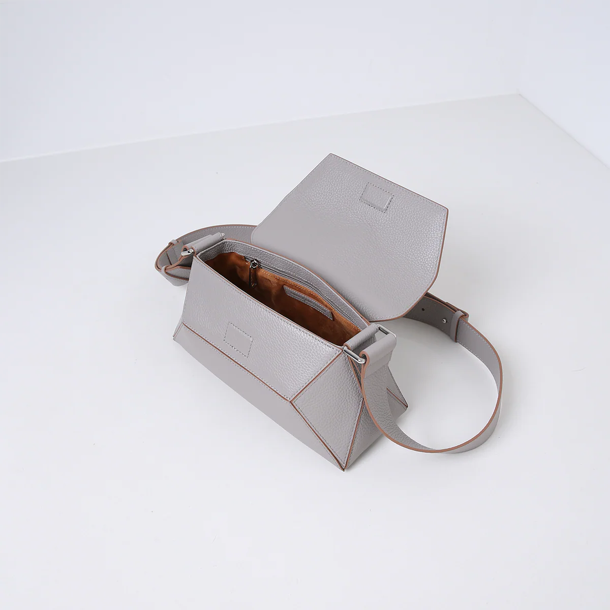 IZZY | TAUPE - Image 5