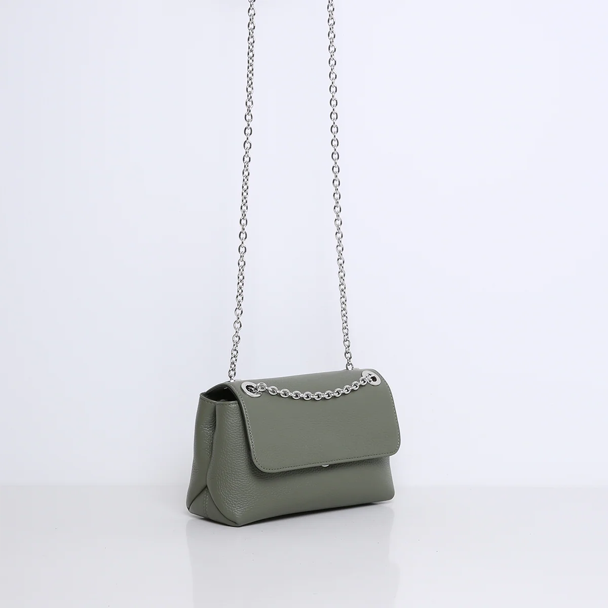 LIV | PINE - Image 4