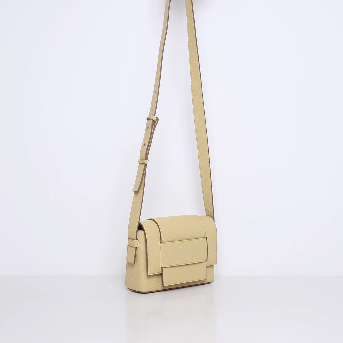MEGAN | BUTTER - Image 5