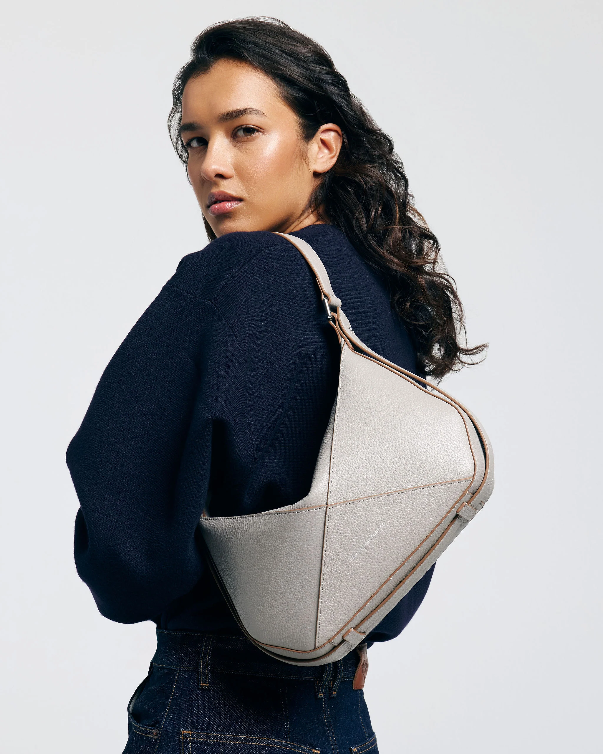 SAM | TAUPE - Image 5