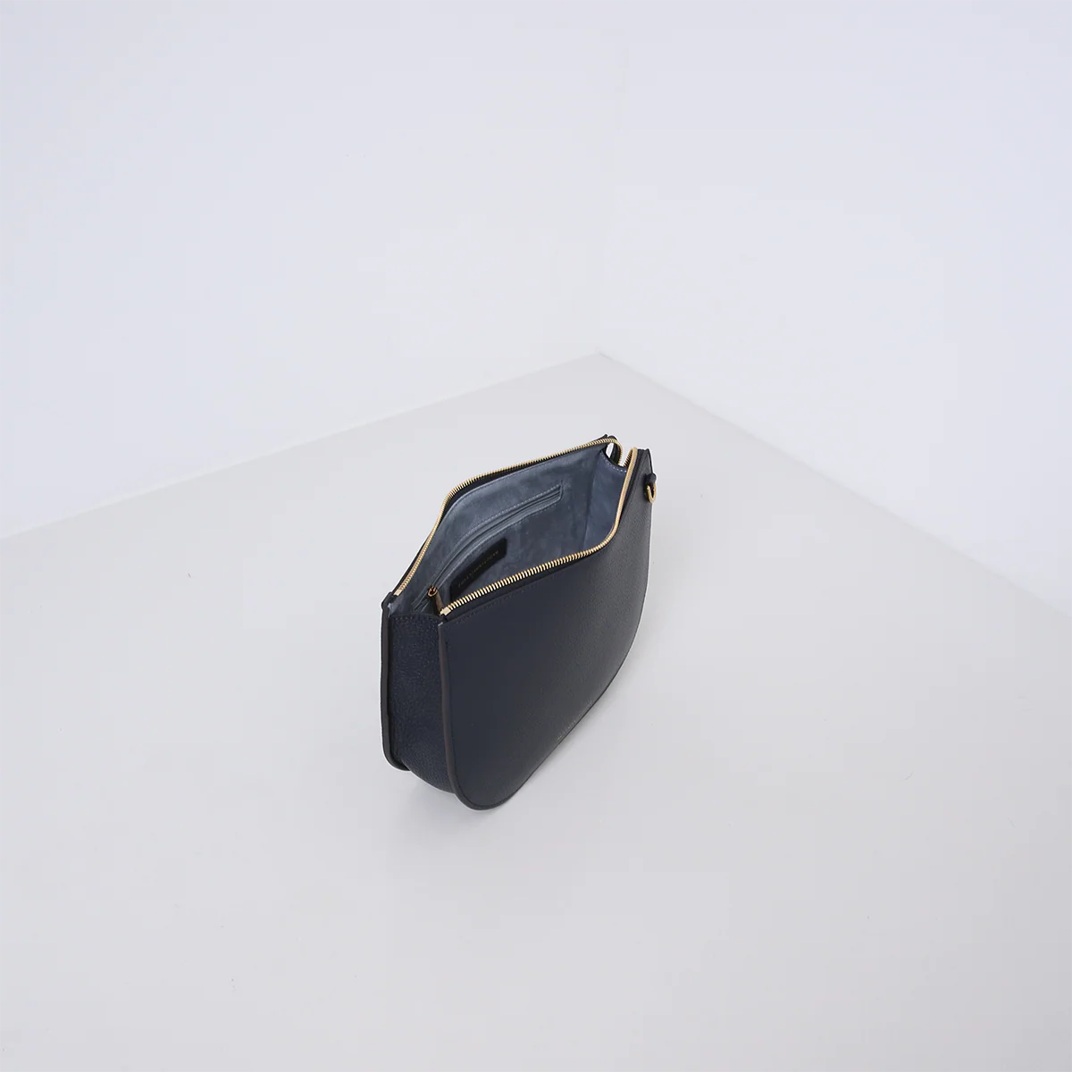 SILKE | NAVY - Image 5