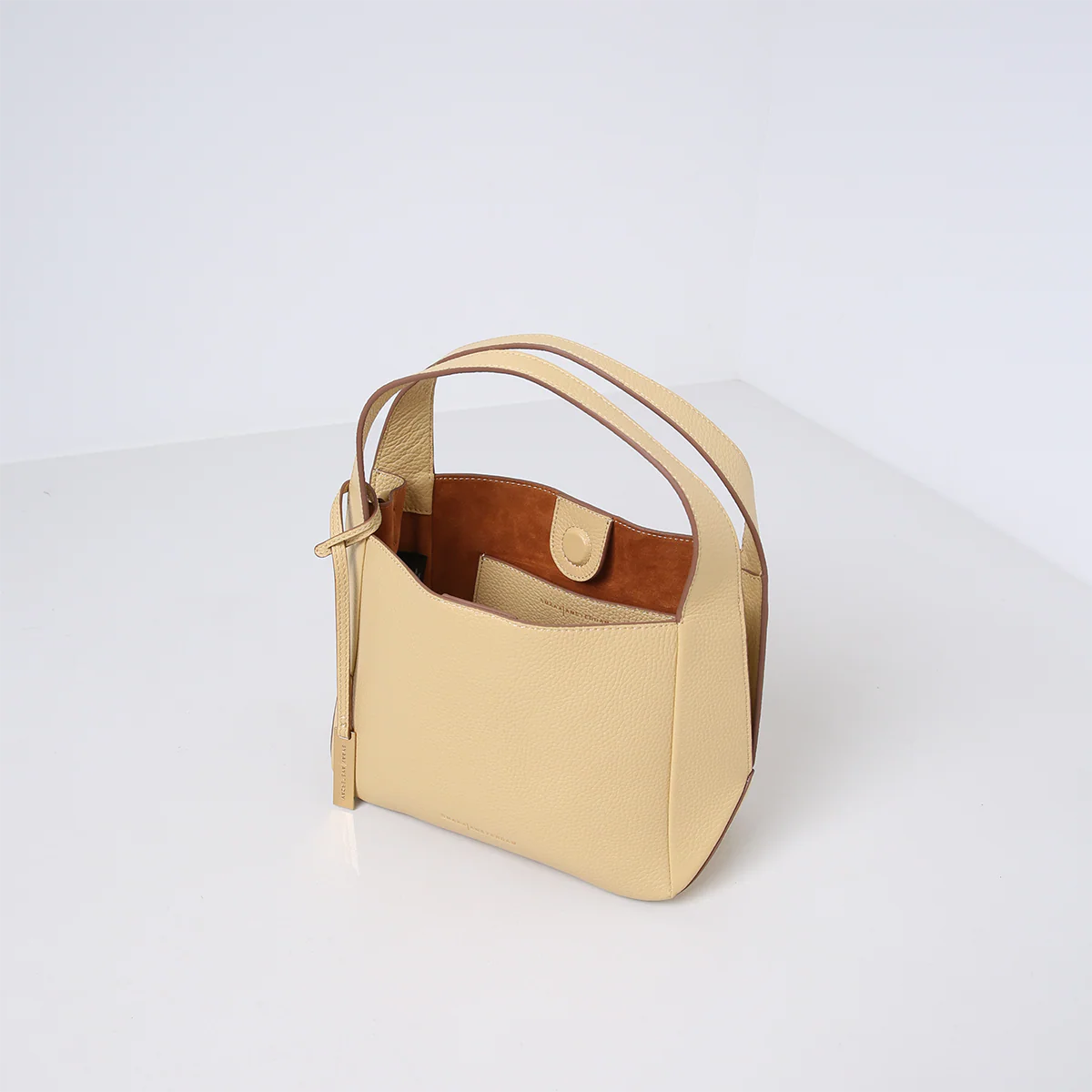 SOPHIE | BUTTER - Image 5