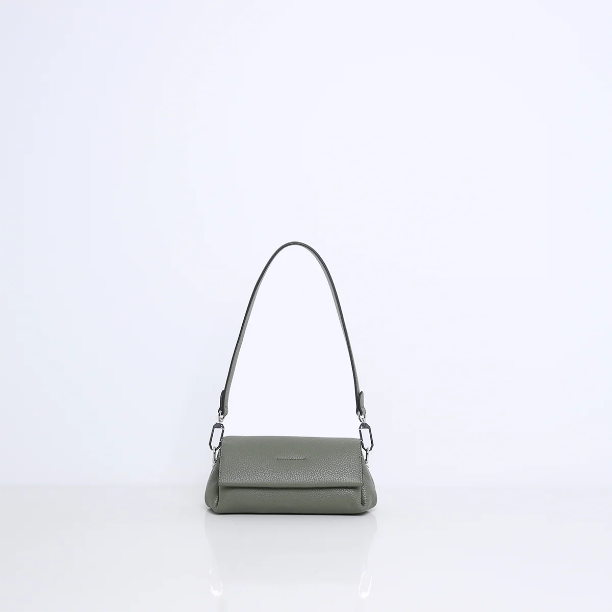 VIVIEN | PINE