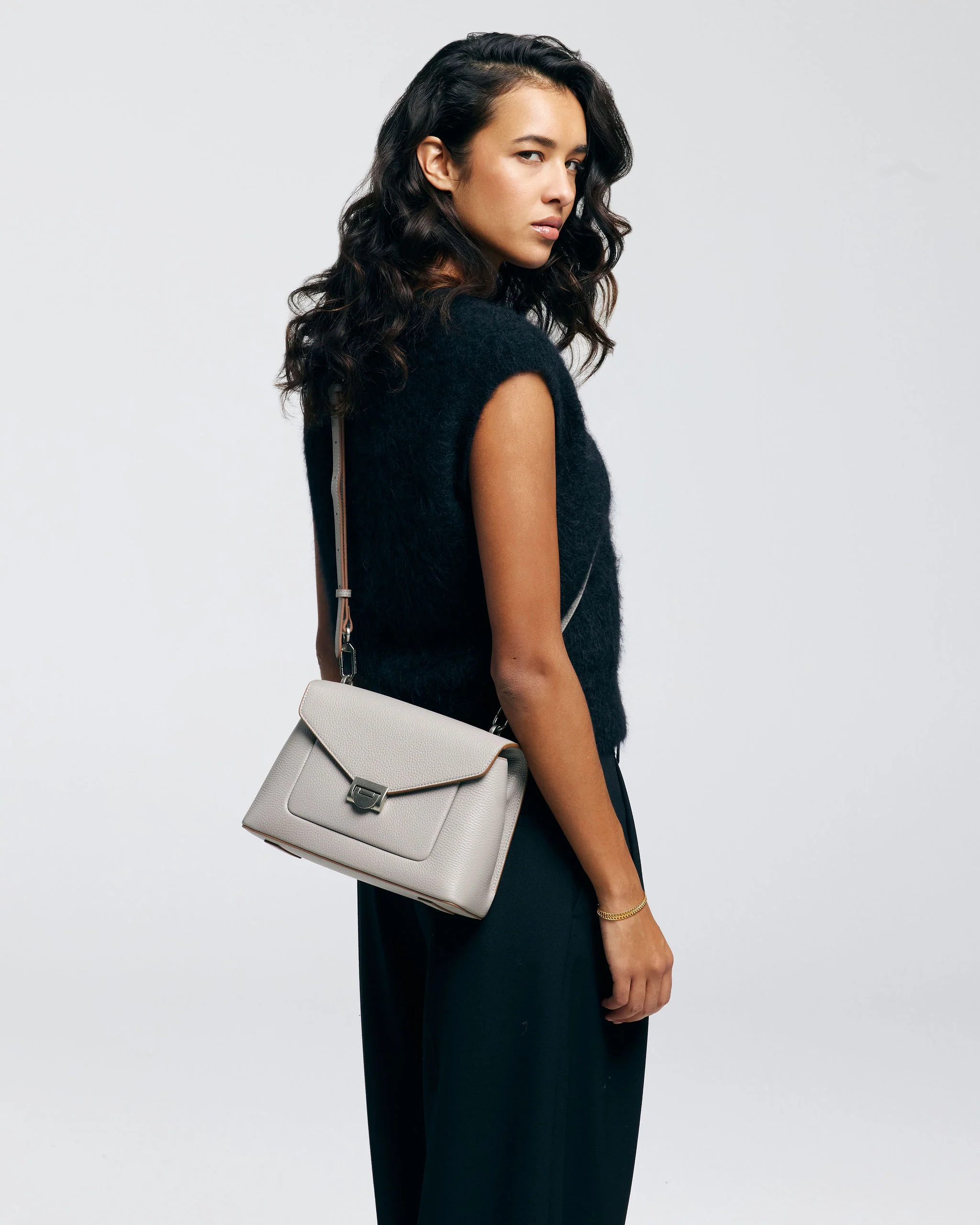 YVON | TAUPE - Image 2
